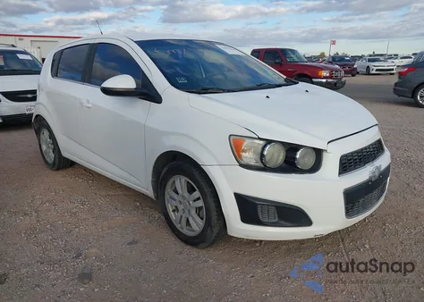 2014 Chevrolet Sonic Lt Auto z USA, uszkodzony, nr VIN 1G1JC6SH1E4239955